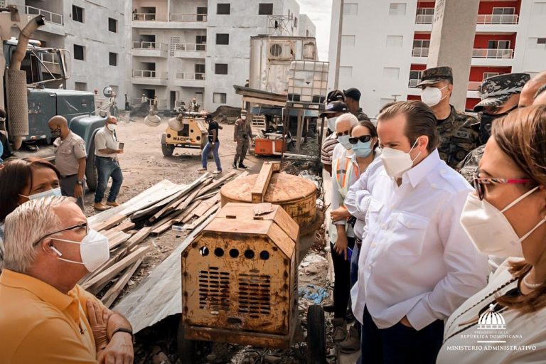 Ministro Paliza supervisa proyecto habitacional en sector La Mesopotamia de San Juan de la Maguana