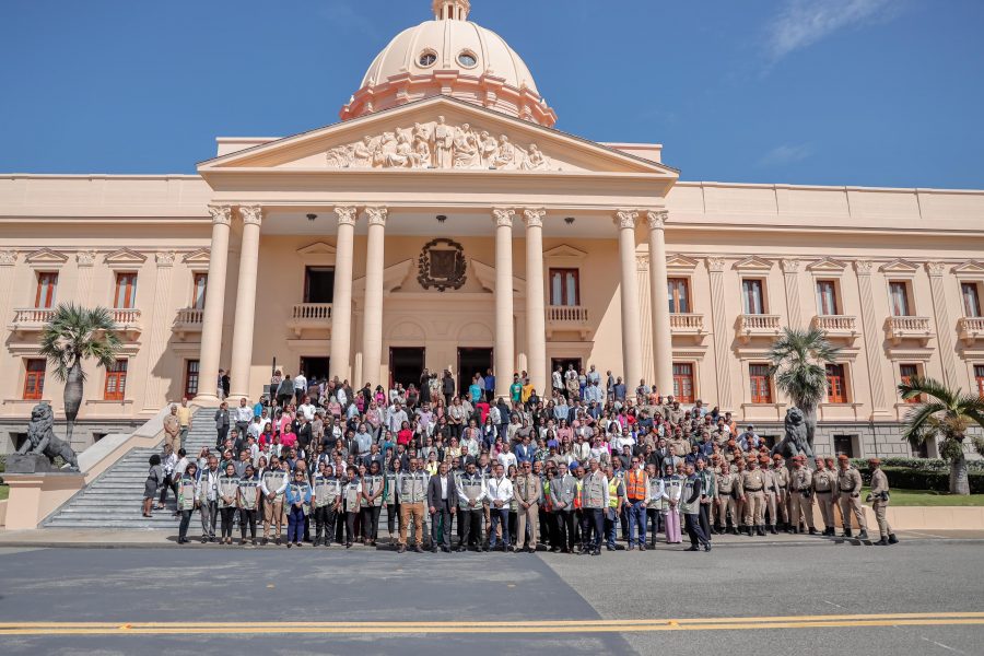 Colaboradores del Palacio Nacional se suman al “4to Simulacro Nacional de Evacuación por Terremoto”