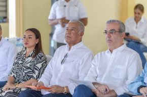Presidente Abinader y ministro Bautista visitan provincias Espaillat y Puerto Plata para identificar daños por lluvias y gestionar soluciones