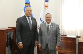 Ministro Andrés Bautista juramenta a Alberto Caminero como director de Prensa del Presidente