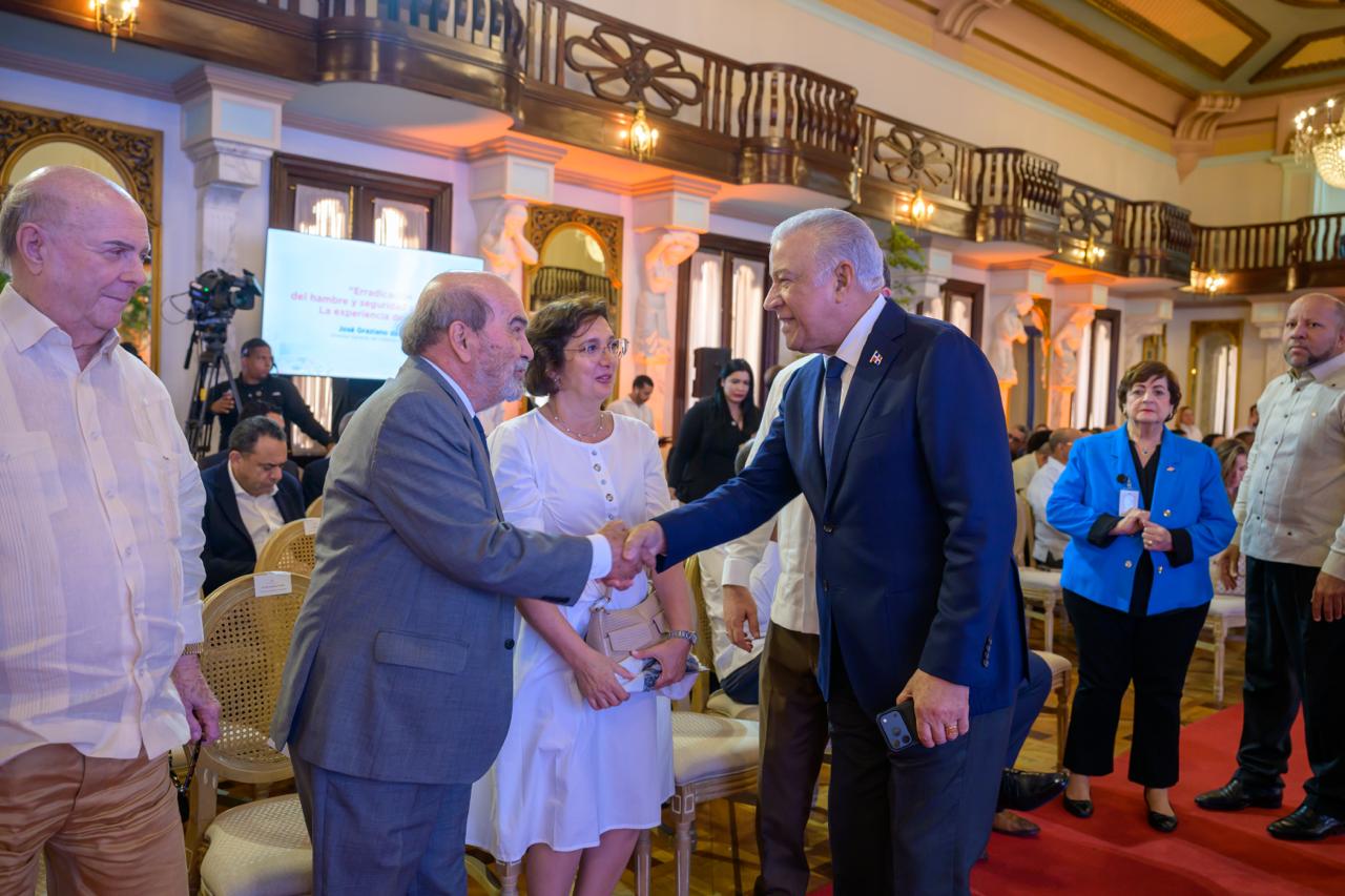 Presidente Abinader participa en conferencia de experto internacional que valida avances históricos de RD en reducción del hambre