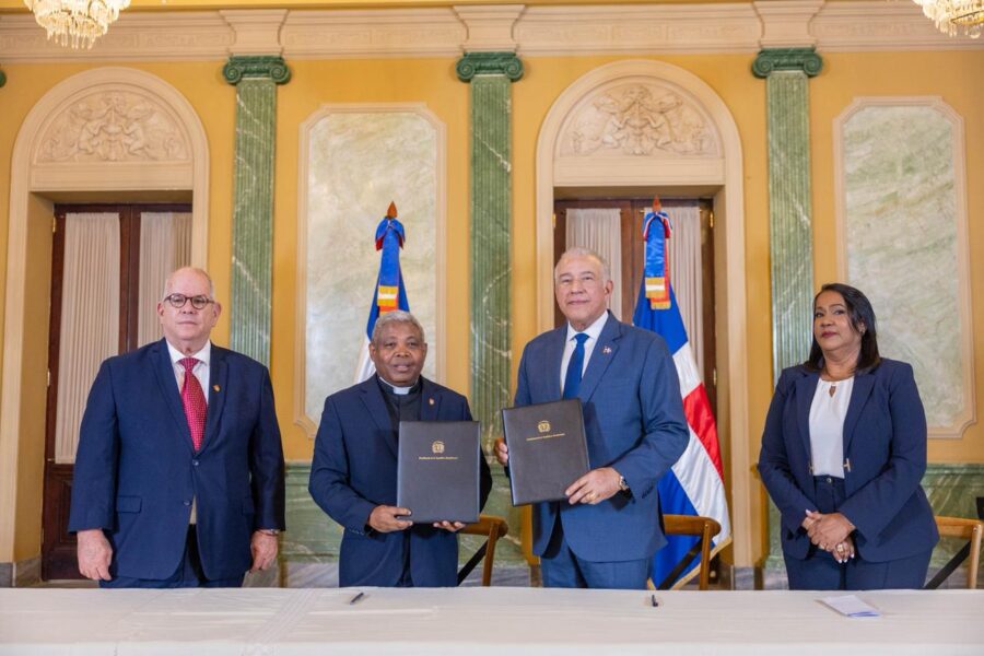 Presidencia de la República fortalece el desarrollo del sur profundo con acuerdo para financiar 300 becas universitarias