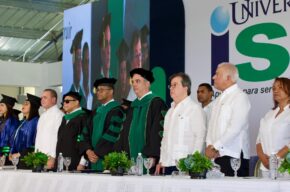 Presidente Abinader encabeza primera graduación del Recinto Sur de la Universidad ISA, provincia San Juan