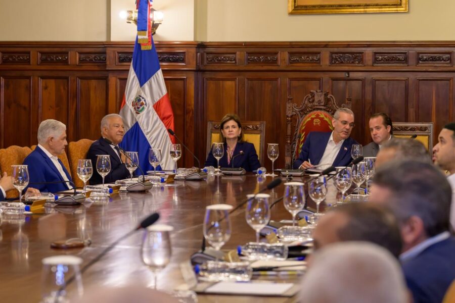 Gobierno anuncia nuevas medidas para enfrentar el impacto de la crisis en Medio Oriente sobre la economía dominicana
