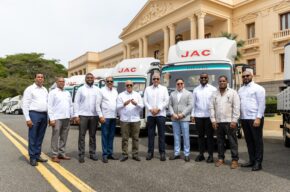 Gobierno fortalece capacidad operativa del INESPRE con 30 nuevos camiones para ampliar acceso a alimentos a precios justos