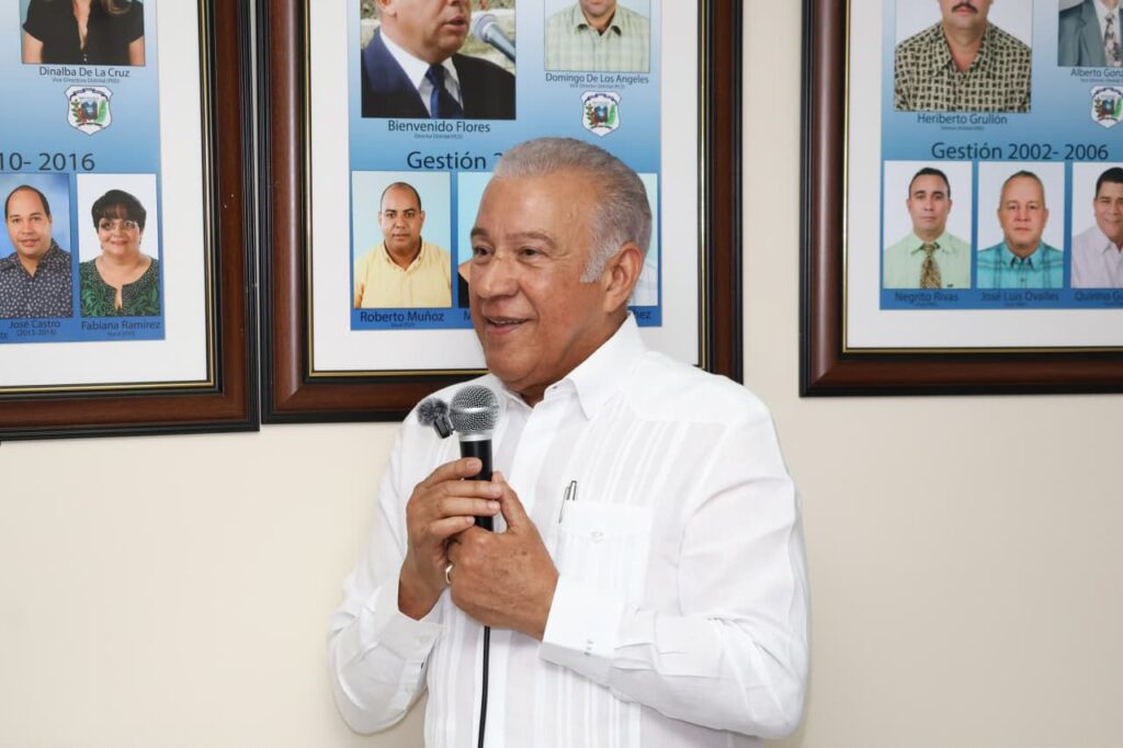 Entrega camiones Juan López