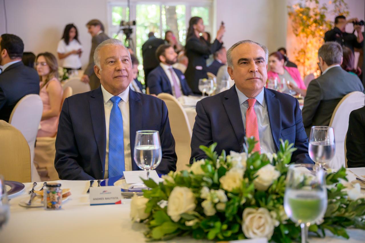 La economía de RD responde positivamente pese a la incertidumbre persistente