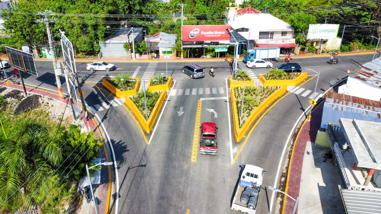 Inauguran distribuidor de tránsito en el Cruce de Sabaneta de Yásica para contribuir a la seguridad vial