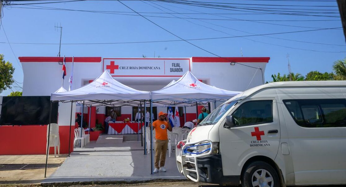 Gobierno y la Cruz Roja dejan inaugurada filial en Dajabón; la renovada sede contó con una inversión de RD$7 millones