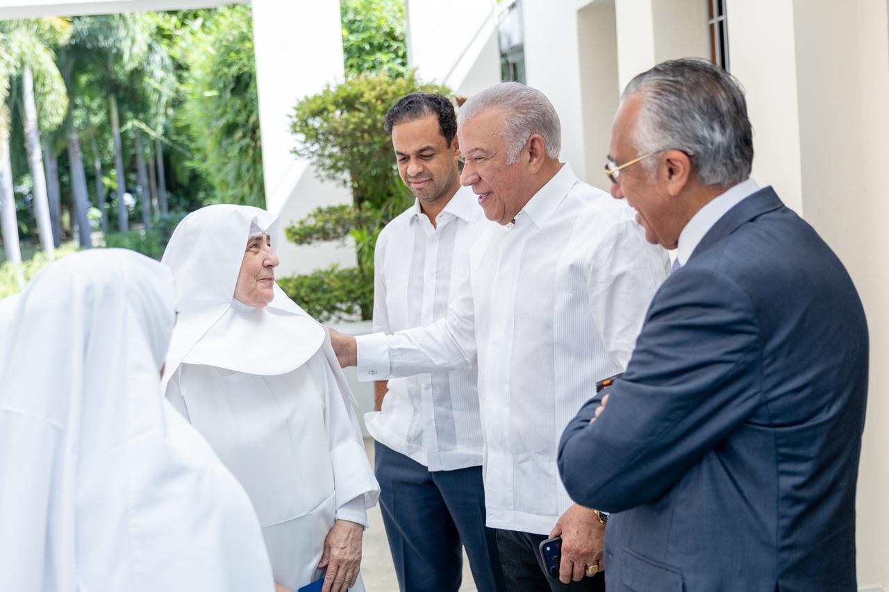 Ministro Andrés Bautista participa en Eucaristía por motivo de la bendición de estancias remodeladas del Hogar San Francisco de Asís